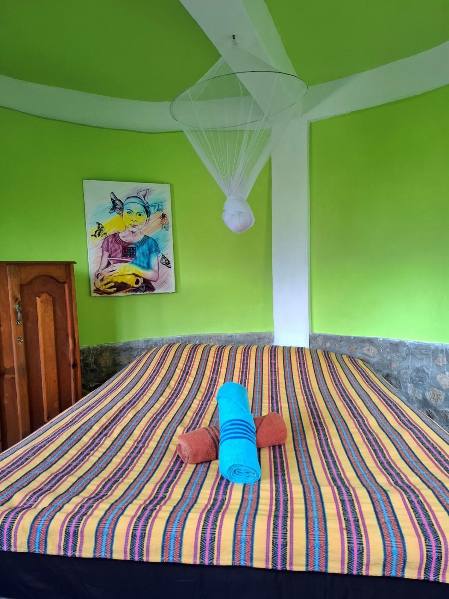 Eco-Hotel Mayachik San Juan La Laguna Luaran gambar